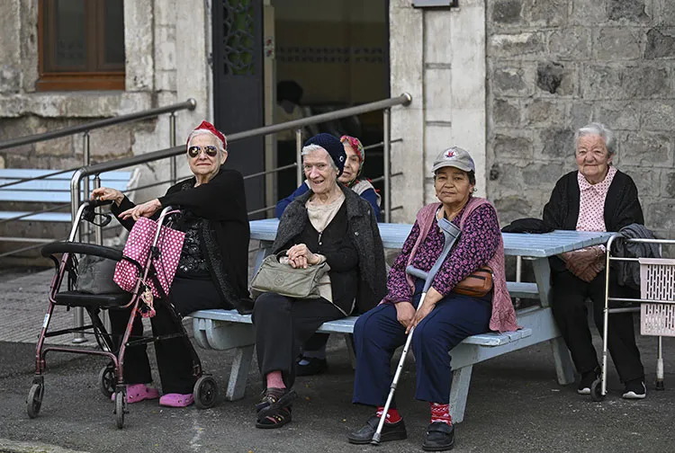 SSK BAĞKUR EMEKLİ MAAŞI ZAMMI 2026 | 16.881, 17.000, 18.000 TL alanlara 4 tabloda zam + refah payı hesabı