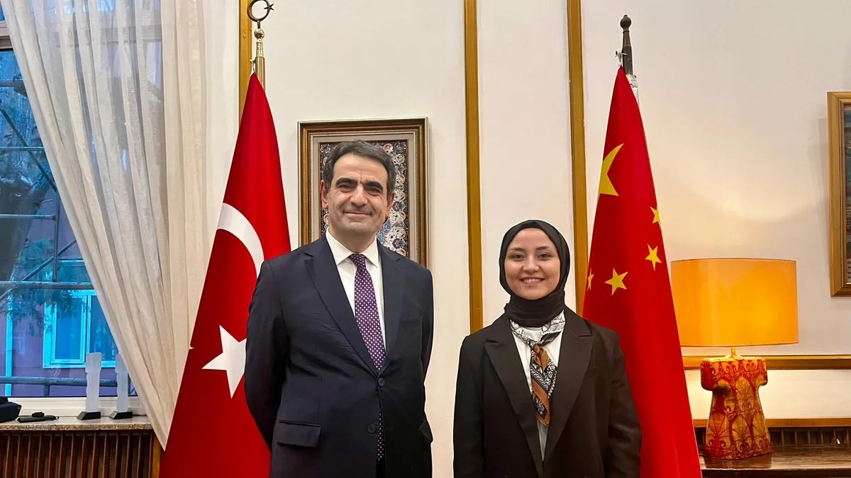 Ankara-Pekin hattında yoğun diplomasi: Çin'den Türk vatandaşlarına kolay vize için düğmeye basıldı!