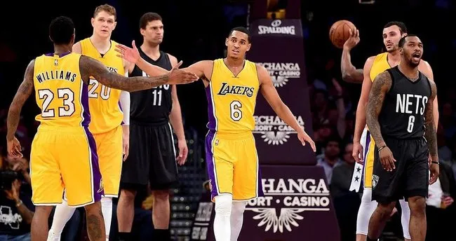 Lakers, evinde Nets’e geçit vermedi