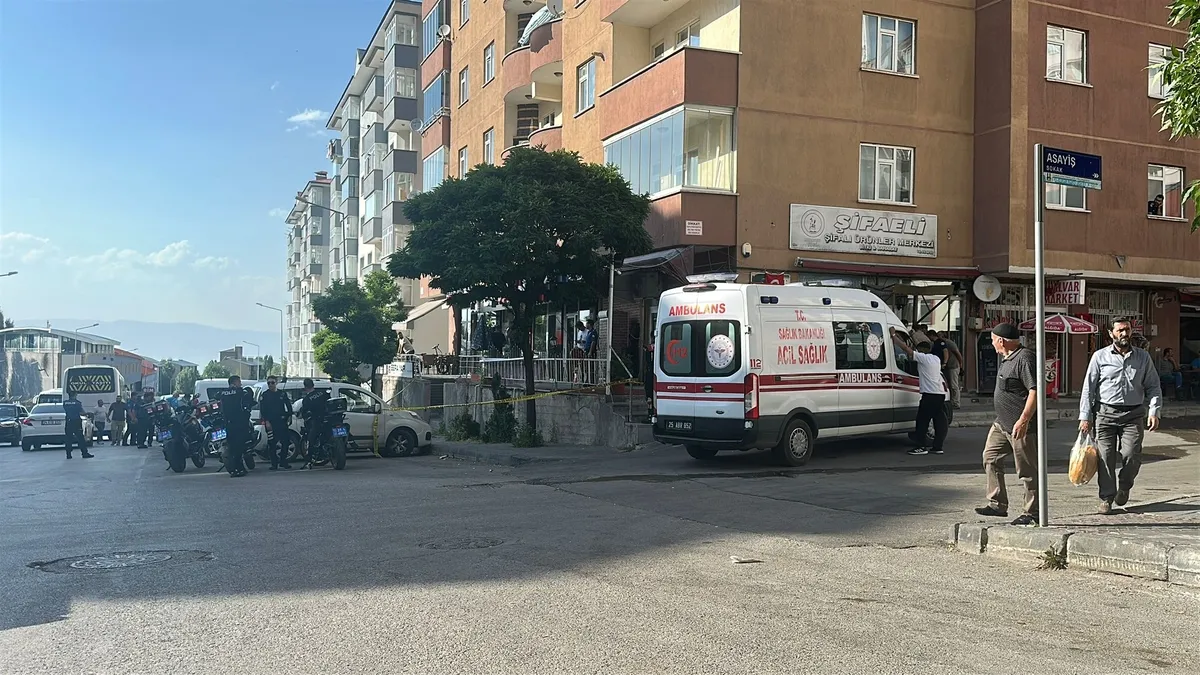 Silahlı Saldırıda 2 Kişi Yaralandı: Olay Yerinde Kanlı İzler