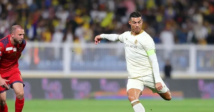 Cristiano Ronaldo, Arabistan’da ayın oyuncusu seçildi