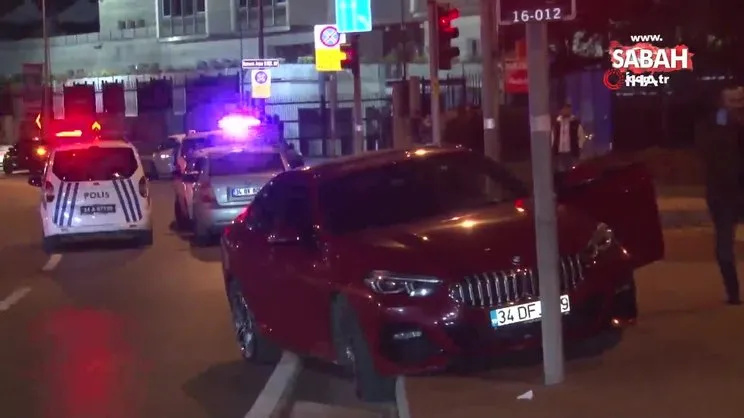Kağıthane’de kırmızı ışıkta bekleyen lüks araca kanlı pusu | Video
