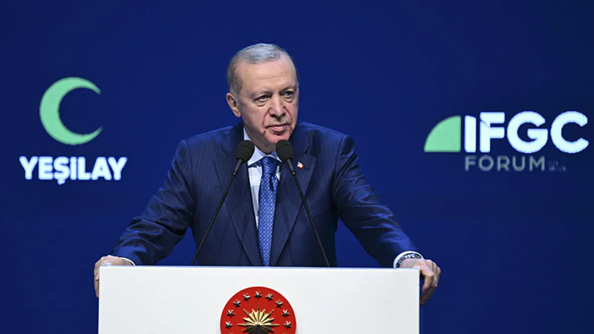 Başkan Erdoğan: Sosyal medya toplum yapısını hedef alıyor