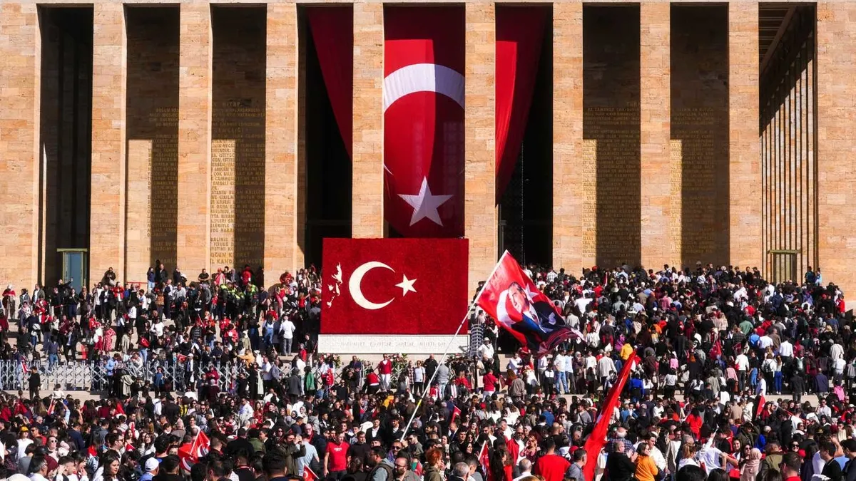Bakanlar'dan 29 Ekim mesajı