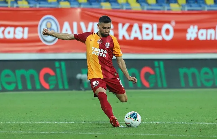Son dakika transfer haberleri: Galatasaray yönetimine flaş eleştiri! Jailson ve Tolgay Arslan...