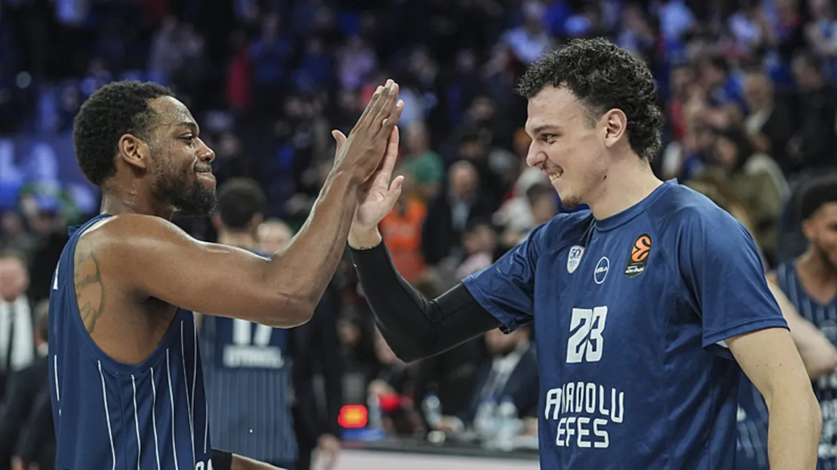 Türk takımları, Euroleague’de dört maçı da kazandı! Türk takımları, Euroleague’de dört maçı da kazandı!