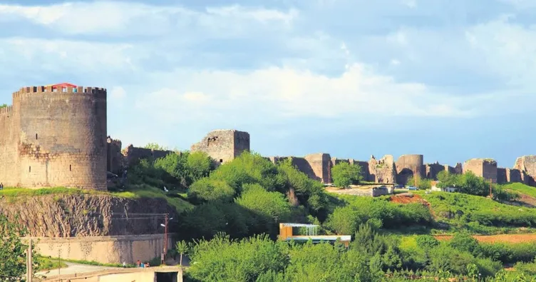 Diyarbakır’da halka hizmet zamanı