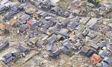 Japonya 7.4’lük depremin yaralarını sarmaya çalışıyor