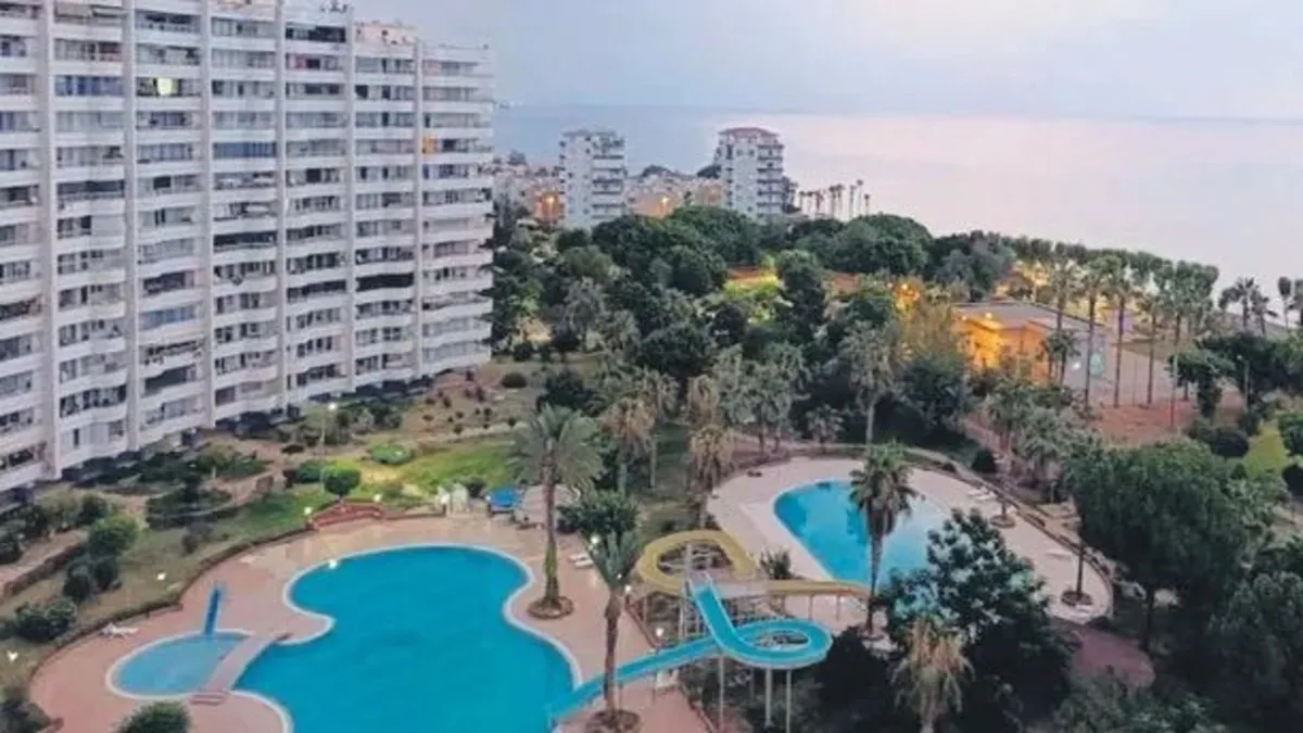 Mersin'de tesettürlü kadının havuza alınmaması soruşturmasıyla ilgili adli makamlar harekete geçti.