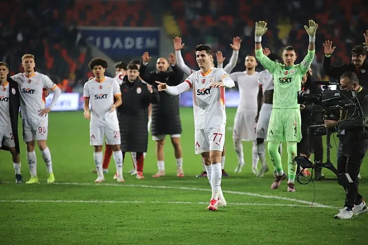 Son dakika haberi: Galatasaray’ın hamleleri sürecek! Stoper için adaylar belirlendi...