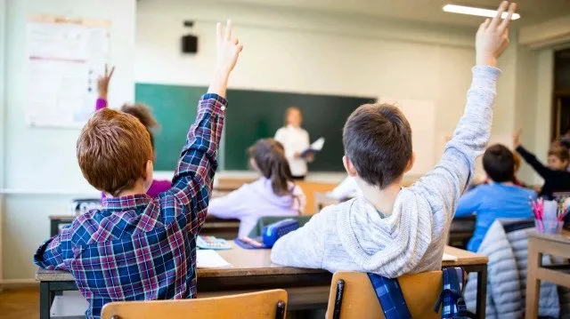 MEB duyurdu: Okullarda yeni dönem başlıyor