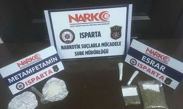 Isparta’da şüphe üzerine durdurulan araçtan uyuşturucu çıktı