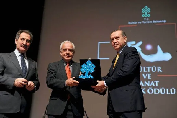 Erdoğan Ara Güler'in fotoğrafını çekti