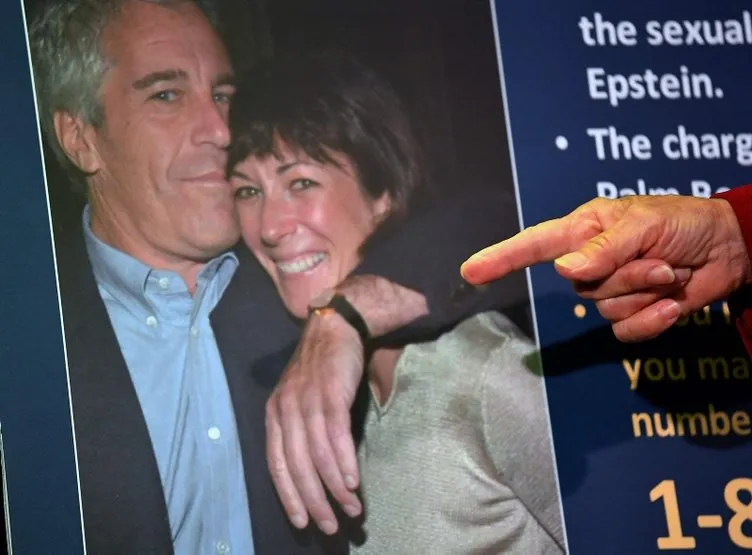 ABD’li sapık milyarder Epstein davasında şok gelişme! Listeler ortaya çıktı