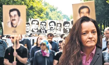 Irkçı AfD kadar olamadılar