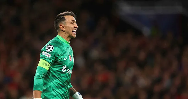 Muslera’dan Letonya Maçı Sonrası Türkiye Paylaşımı! 9 oyuncuyu etiketledi… Muslera’dan Letonya Maçı Sonrası Türkiye Paylaşımı! 9 oyuncuyu etiketledi…