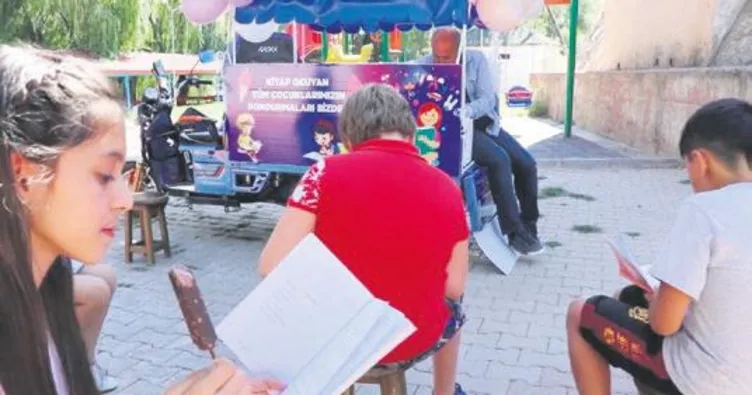 Kitap okuyana dondurma bedava