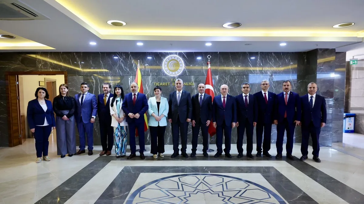 Bakan Bolat’tan Kuzey Makedonya’da önemli temas Bakan Bolat’tan Kuzey Makedonya’da önemli temas