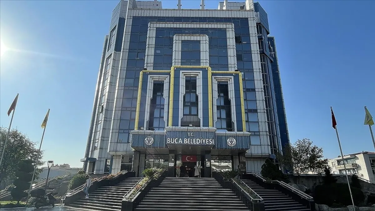 Buca Belediyesi’nde bıçak kemiğe dayandı! “Ya maaş ya eylem” Buca Belediyesi’nde bıçak kemiğe dayandı! “Ya maaş ya eylem”