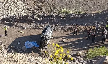 Giresun'da can pazarı: Otomobil dere yatağına devrildi! 3 kişi öldü, 3 kişi yaralandı #giresun