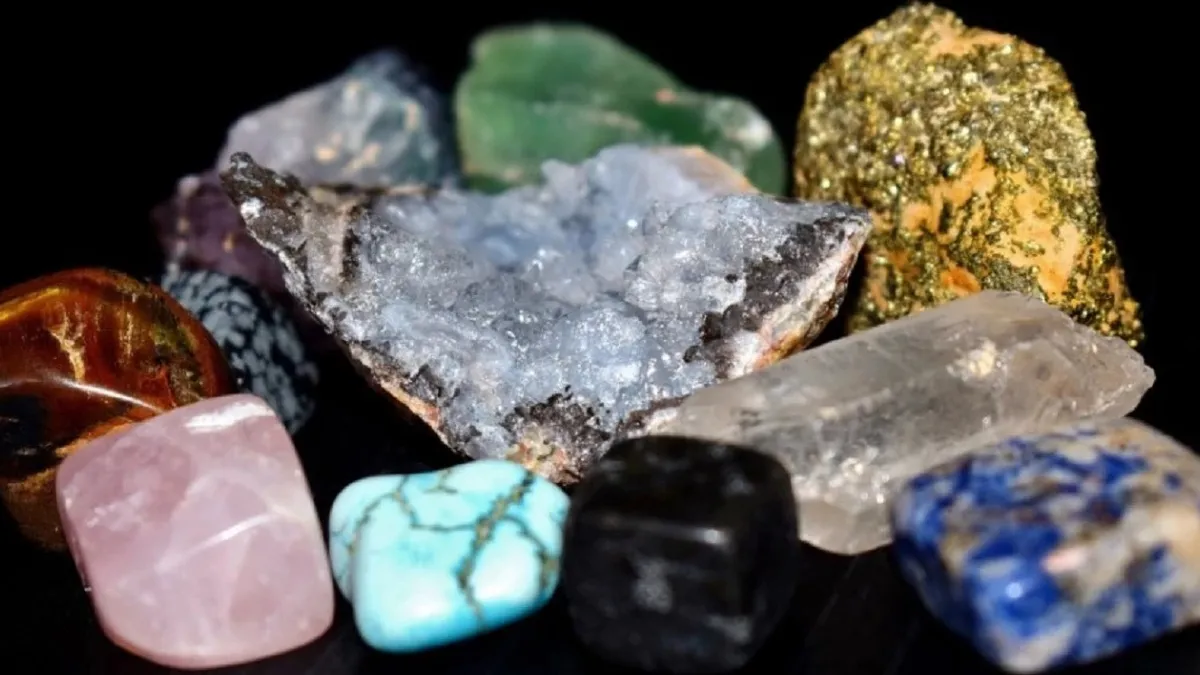 Dünyanın en değerli 10 madeni yanında altın sönük kalıyor! İşte yerin yedi kat dibinden çıkan servetler