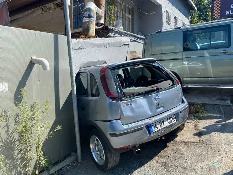 İstanbul'da akıllara durgunluk veren kaza! Kebapçıya işte böyle daldı...