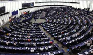 Eski Belçika Başbakanı Verhofstadt hakkında soruşturma