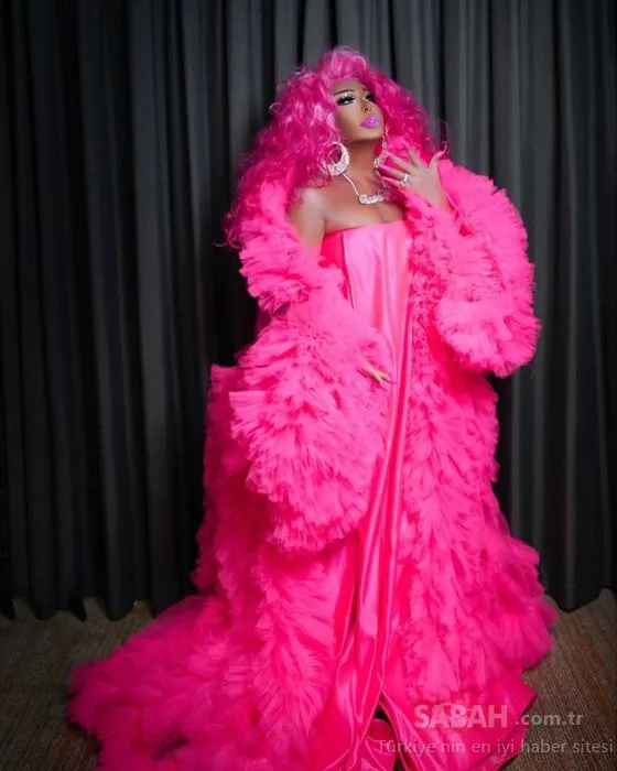 Diva’nın bu hali olay! Bülent Ersoy’un sıfır makyaj haline yorumlar yağdı!