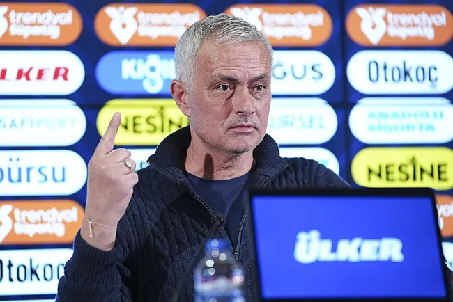 mourinhodan-saint-maximin-icin-sert-sozler-istiyorsa-photoshop-yapsin-karin-kasi-yapsin-1742163577117.jpeg