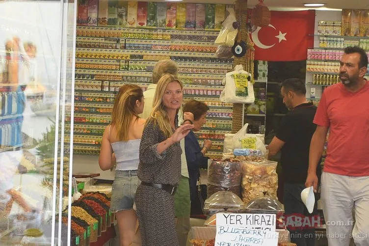 Top model Kate Moss Türkbükü’nde alışveriş yaptı! Kate Moss yaptığı alışverişte bakın ne kadar harcadı…