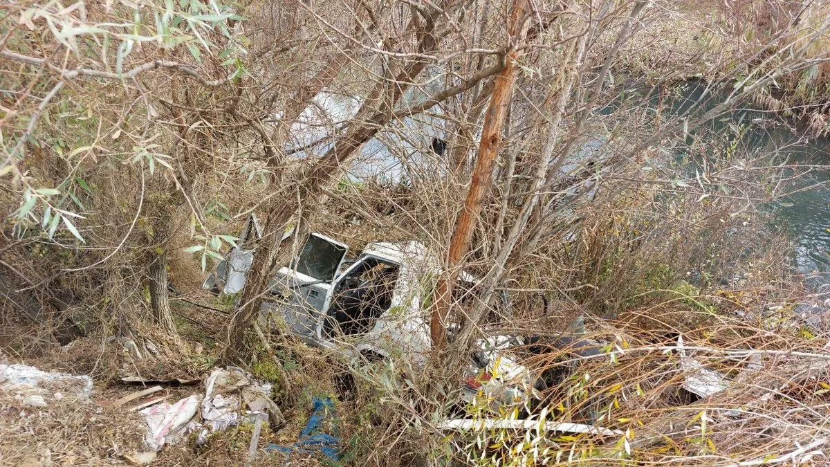 Kahramanmaraş’ta otomobil köprüden düştü! Anne ve oğlu yaralandı Kahramanmaraş’ta otomobil köprüden düştü! Anne ve oğlu yaralandı
