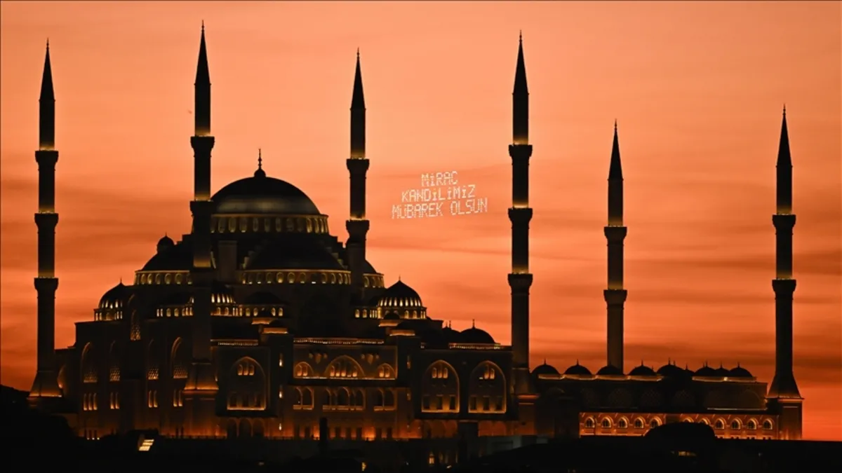 Miraç kandili ne zaman idrak edilecek, bugün mü, yarın mı? Diyanet ile 2026 Miraç Kandili tarihi