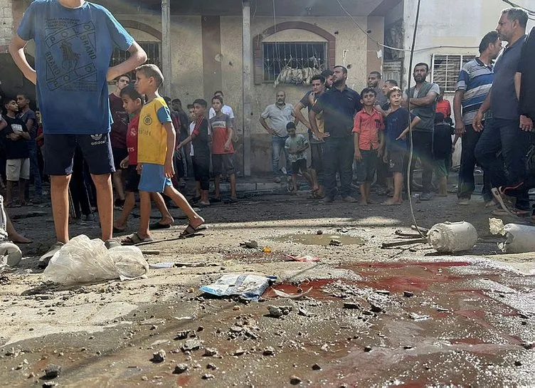 SON DAKİKA: Siyonist İsrail kadın ve çocuk demeden Gazze'de ev ev katliam yapıyor