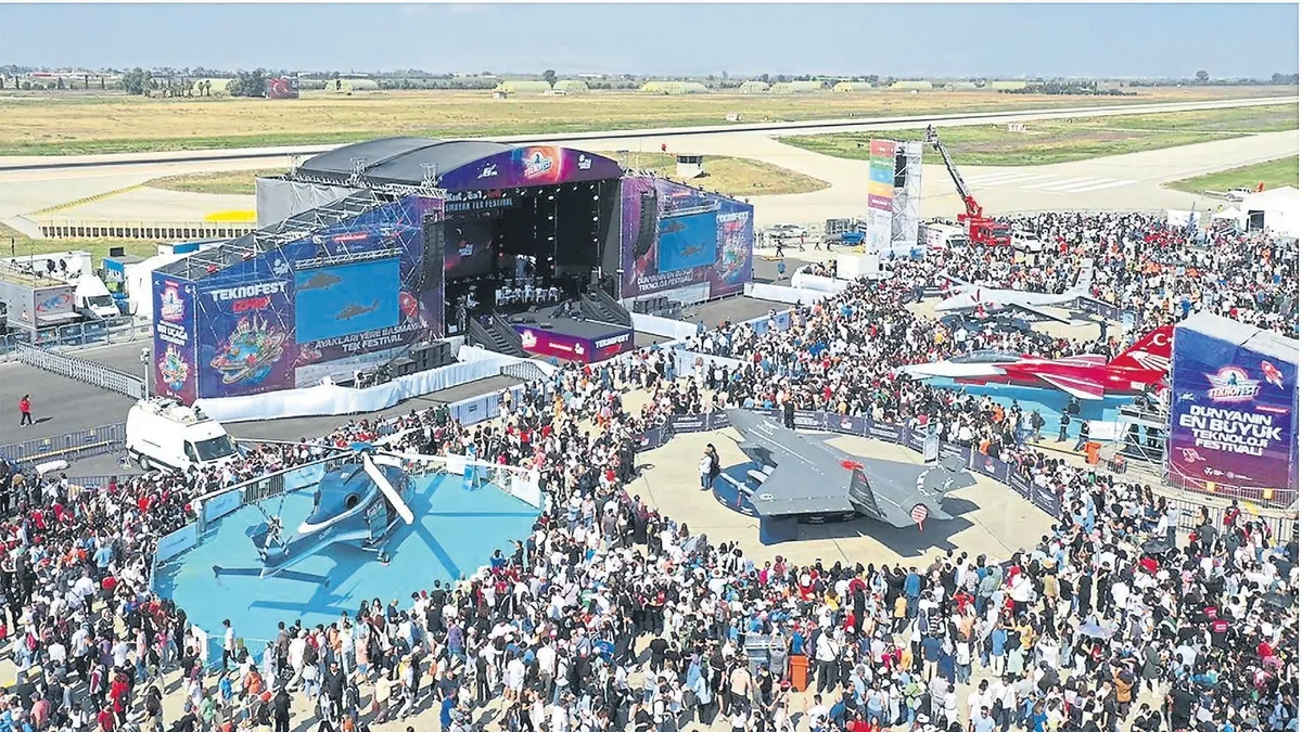 Havada nefes kesen şov