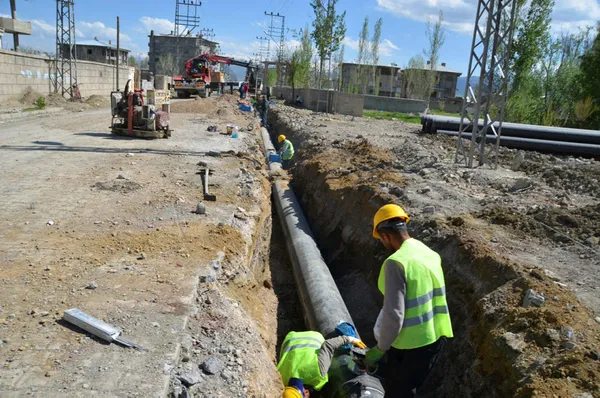 Yüksekova'nın yarım asırlık su sorunu çözülüyor-1