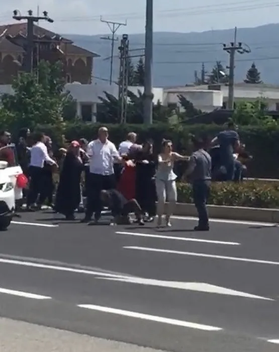 Düğün öncesi damat öyle bir şey yaptı ki! Gelin sakinleştirmek zorunda kaldı!