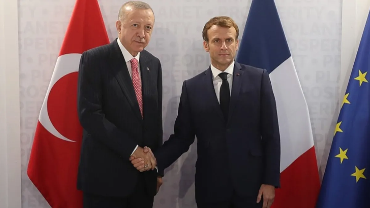 SON DAKİKA! Başkan Erdoğan Emmanuel Macron ile görüştü! İşte ele alınan konular: Dünyaya 'İran' mesajı