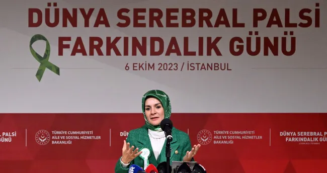 Bakan Göktaş serebral palsi hastalarıyla biraraya geldi Bakan Göktaş serebral palsi hastalarıyla biraraya geldi