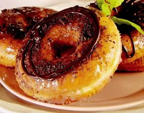 Çikolata Soslu Donut