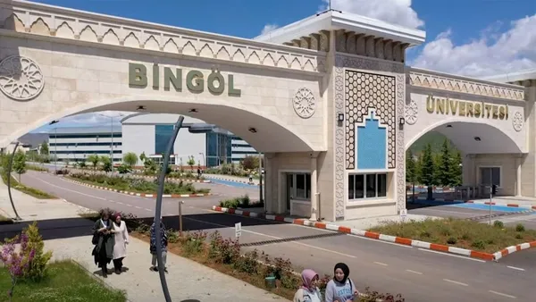 bingol-universitesi-6-akademisyenle-dunyanin-en-etkili-bilim-insanlari-listesine-girdi-1696620344136.jpg