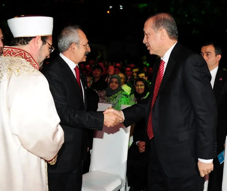 Erdoğan ve Kılıçdaroğlu Kutlu Doğum töreninde buluştu