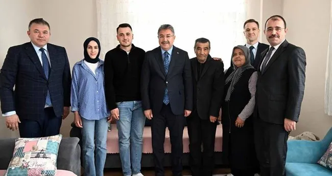 53 yıllık evli çift ile yeni evlenecekler bir araya geldi: Kökler ve filizler buluştu