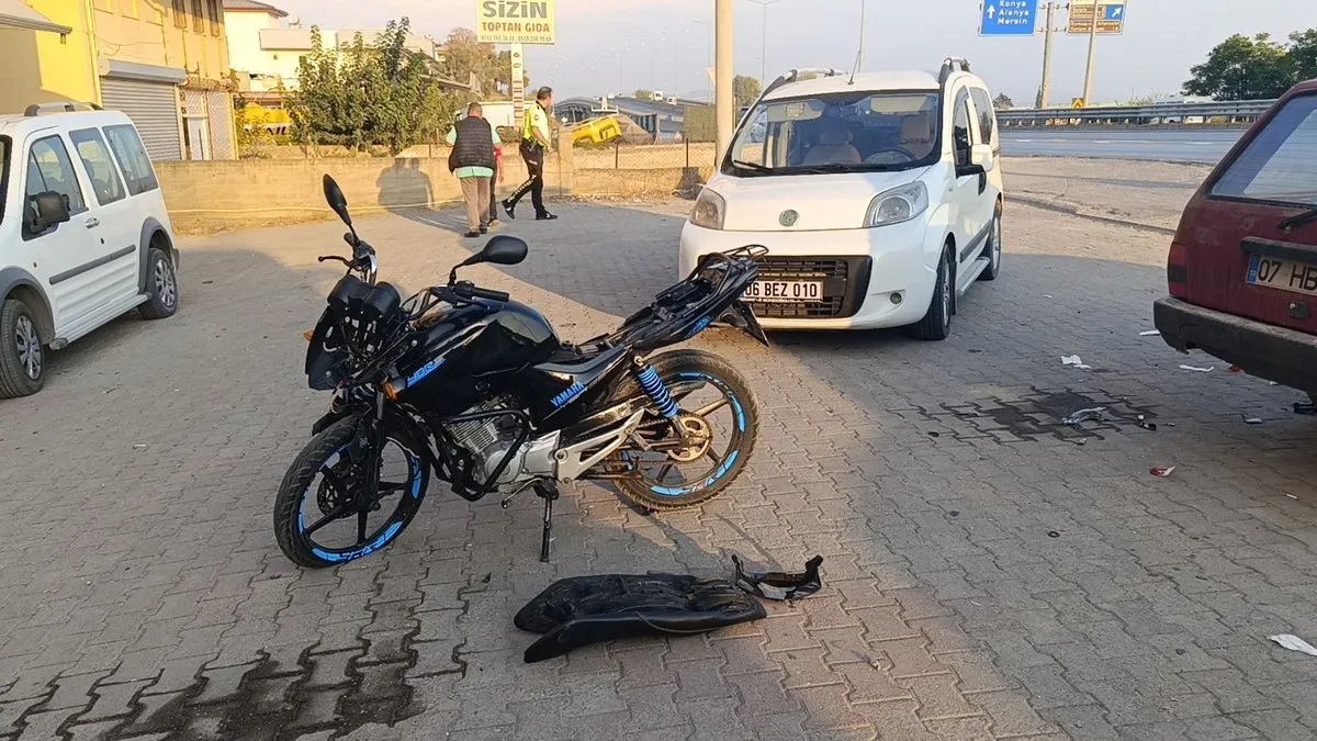 Antalya'da feci kaza: 1'i ağır 2 yaralı