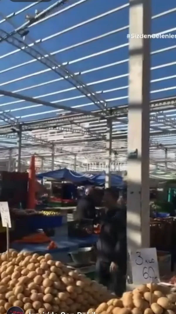 Buca Pazar Yeri Çatısız