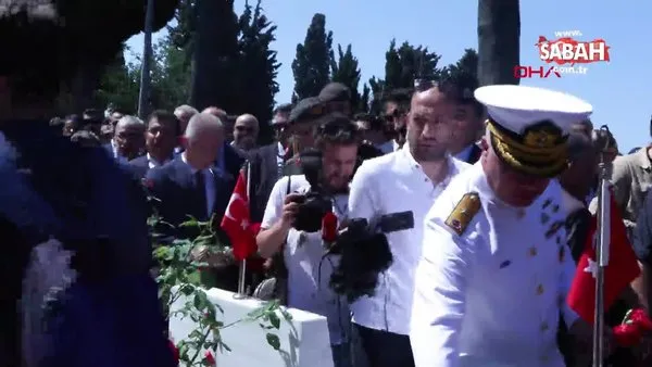 15 Temmuz şehitleri, Edirnekapı'da kabirleri başında anıldı | Video