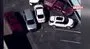 Çalıntı araçla polisten kaçan kadın kamerada | Video