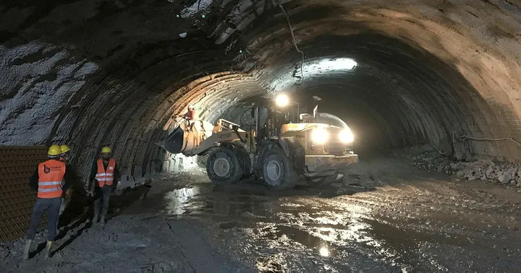 Kop Dağı Tüneli’nin yüzde 58’i tamamlandı