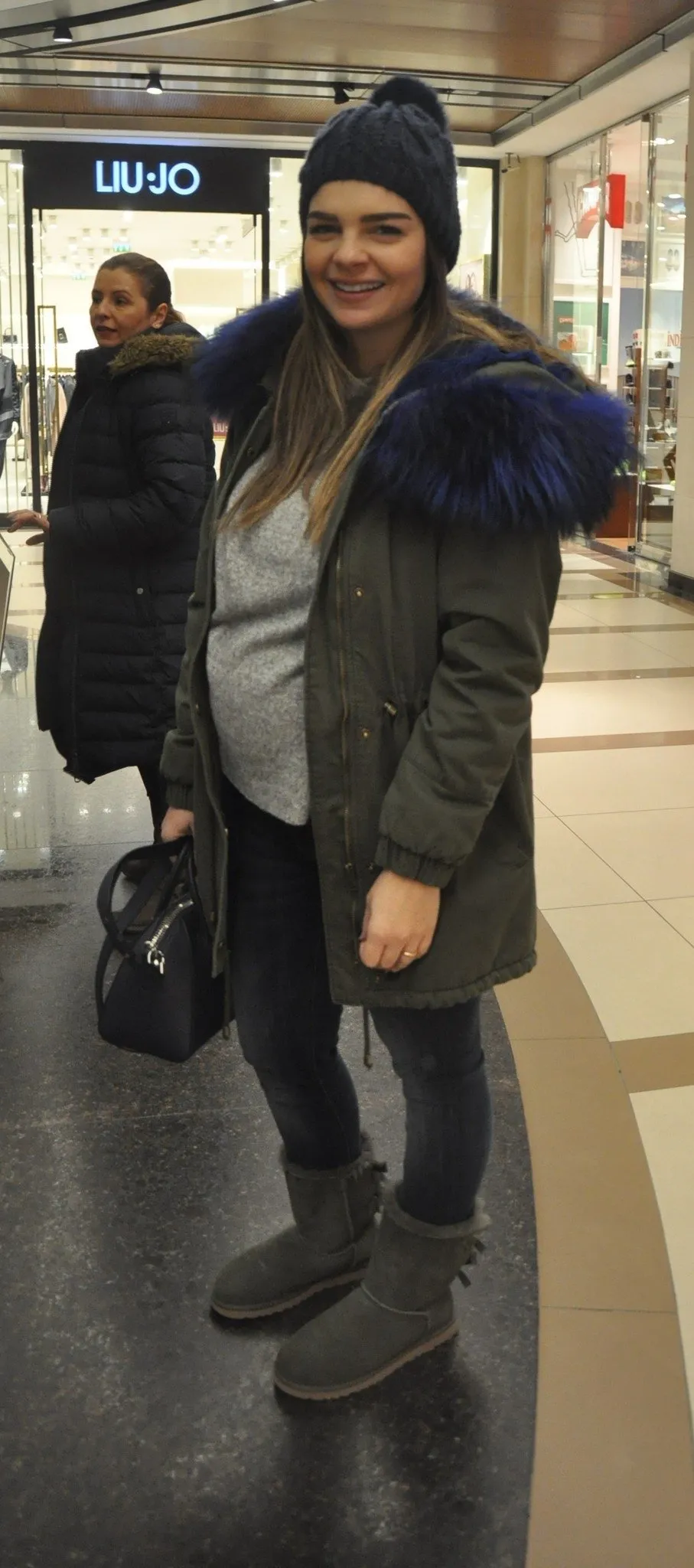 pelin karahan in bebegi gorundu