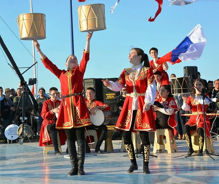 Çanakkale, 1. Uluslararası Troya Çocuk Halk Dansları Festivali’ne ev sahipliği yaptı