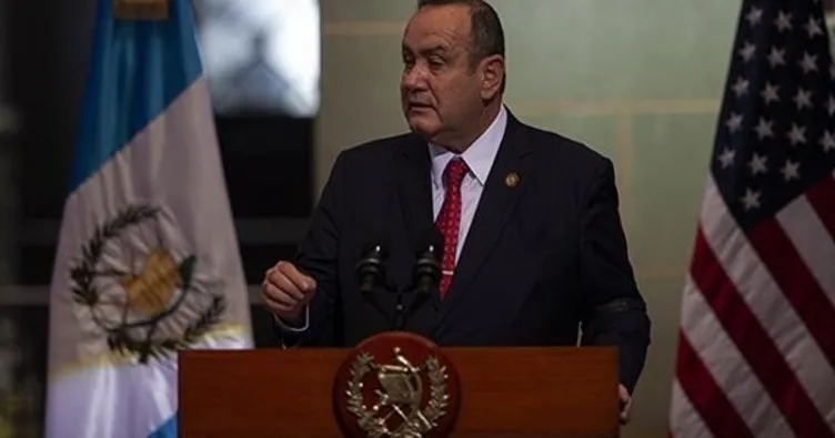 Guatemala Cumhurbaşkanı Alejandro Giammattei’ye silahlı saldırı düzenlendi
